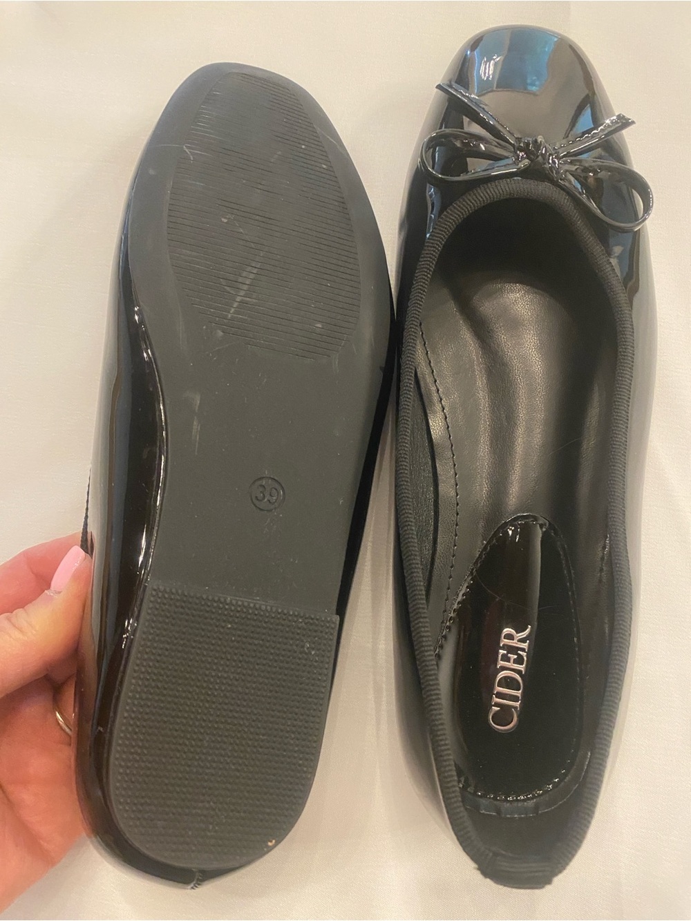 Cider Women’s Black Patent Faux Leather Bow Ballet Flats New size 8 - Picture 2 of 9